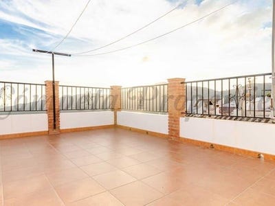 /international/es/canillas-de-albaida-andalusia-310100740260/