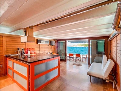 /international/es/es-mercadal-balearic-islands-310109279217/