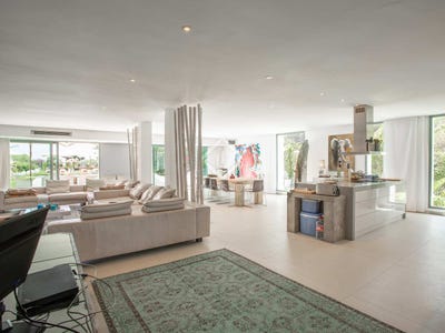 /international/es/eivissa-balearic-islands-310098796435/