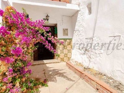 /international/es/salares-andalusia-120094749370/