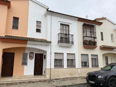 /international/es/calle-los-olivos-lepe-andalusia-310109220156/