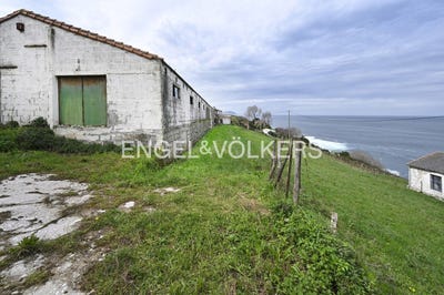 /international/es/castro-urdiales-cantabria-310100641978/