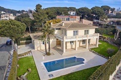 /international/es/platja-d-aro-catalonia-310100993168/?lang=zh-cn