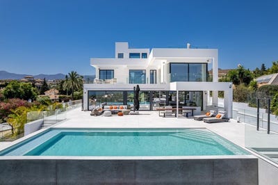 /international/es/paraiso-alto-benahavis-andalusia-310106793668/