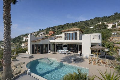 /international/es/palau-saverdera-catalonia-310108728054/