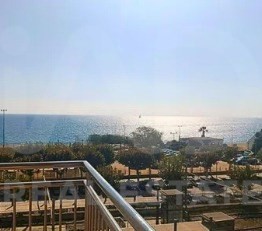 /international/es/carrer-amadeu-calella-catalonia-310108670647/