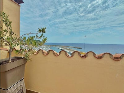 /international/es/palamos-catalonia-310103817351/