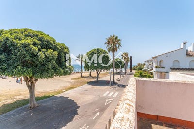 /international/es/cambrils-catalonia-310100873684/