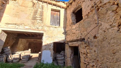 /international/es/carrer-major-10-07260-porreres-illes-balears-spain-porreres-balearic-islands-310105012029/
