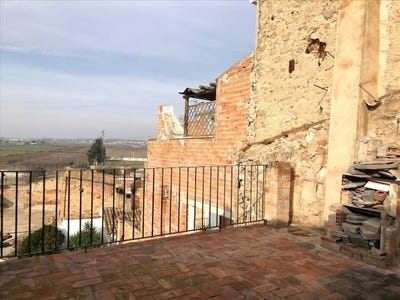 /international/es/castellsera-catalonia-310107236892/
