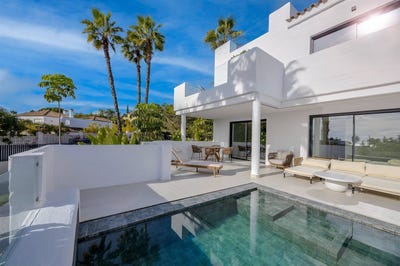 /international/es/estepona-andalusia-310108953879/