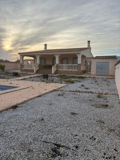 /international/es/monovar-valencian-community-310108047276/