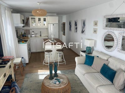 /international/es/costa-teguise-lanzarote-canary-islands-310105743706/
