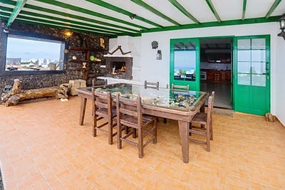 /international/es/calle-la-sombrera-yaiza-canary-islands-310107442760/