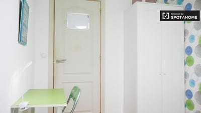 /international/es/alcala-de-henares-madrid-310108561633/