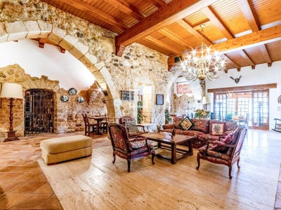 /international/es/castellet-i-la-gornal-catalonia-310103413168/