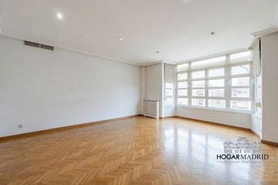 /international/es/c-de-esteban-palacios-madrid-madrid-310106287728/