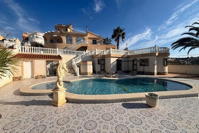 /international/es/ciudad-quesada-valencian-community-310101176150/?lang=en