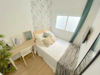 /international/es/avenida-de-ramon-y-cajal-sevilla-andalusia-310104426312/