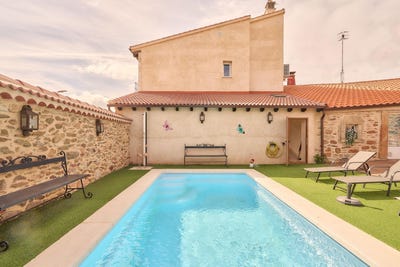 /international/es/santiz-castile-and-leon-310108373498/