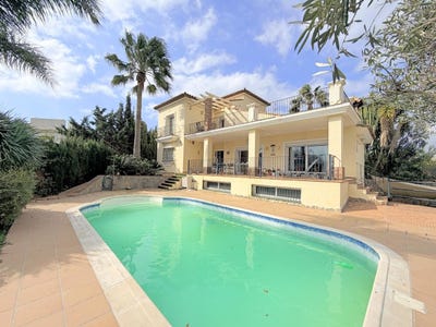 /international/es/casares-andalusia-310108677505/