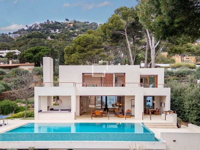 /international/es/begur-catalonia-310098739403/