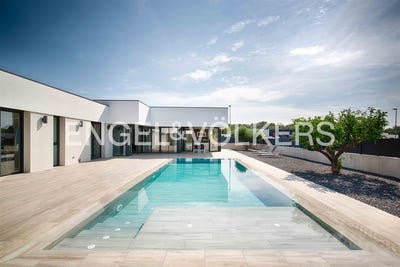 /international/es/sant-climent-sescebes-catalonia-310108248200/