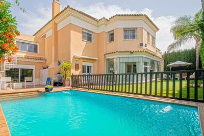 /international/es/montequinto-andalusia-310100542013/