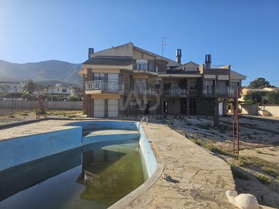 /international/es/avinguda-montsia-mar-alcanar-catalonia-310107490887/