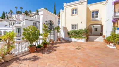 /international/es/la-heredia-province-de-malaga-andalusia-310103244591/