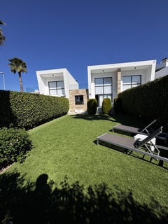 /international/es/orihuela-costa-a-orihuela-costa-valencian-community-310108924134/