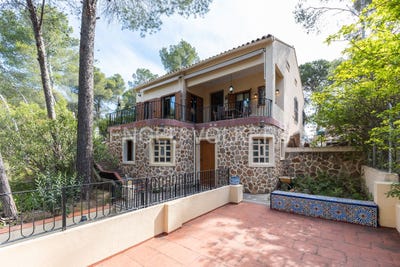 /international/es/serra-valencian-community-310100640698/
