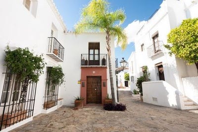 /international/es/marbella-andalusia-310100523542/
