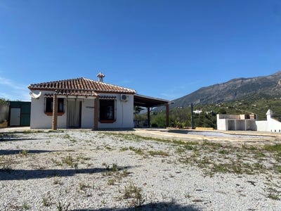 /international/es/canillas-de-aceituno-andalusia-310105971053/