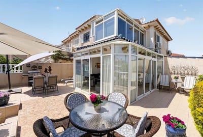 /international/es/orihuela-costa-valencian-community-310108943292/?lang=es