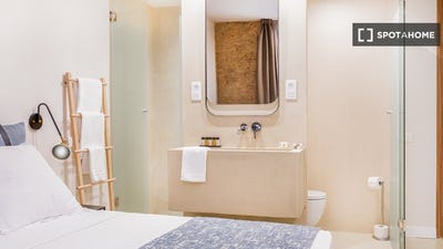 /international/es/barcelona-catalonia-310108591450/