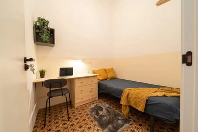 /international/es/gran-via-de-les-corts-catalanes-barcelona-catalonia-310108758574/