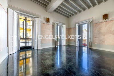 /international/es/sevilla-capital-andalusia-310100638757/