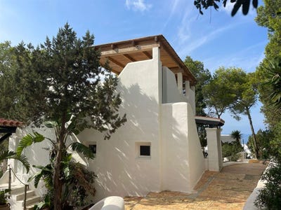 /international/es/cala-vedella-ibiza-balearic-islands-310103512900/