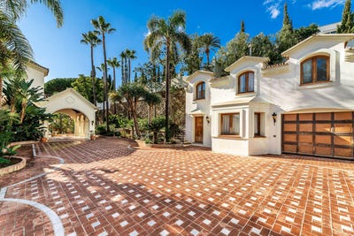 /international/es/estepona-andalusia-310101251529/