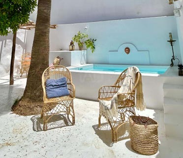 /international/es/calle-aroga-riogordo-andalusia-310108991726/?lang=id