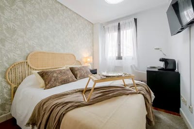 /international/es/calle-de-ana-de-austria-madrid-madrid-310101959848/
