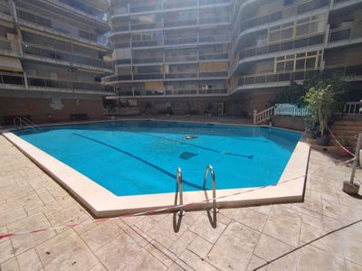 /international/es/1-carrer-d-escaladei-tarragona-catalonia-310109618537/