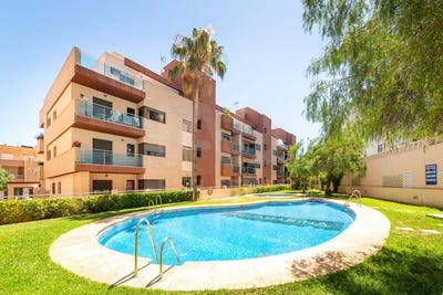 /international/es/calle-victoria-de-los-angeles-roquetas-de-mar-andalusia-310107642393/