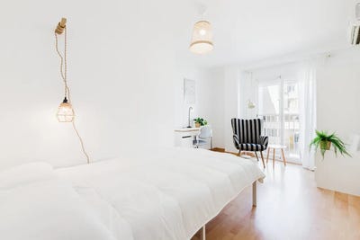 /international/es/carrer-consol-valencia-valencian-community-310095284830/?lang=en