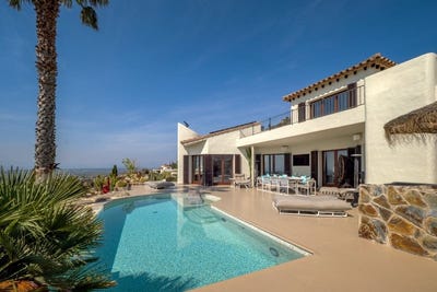/international/es/palau-saverdera-catalonia-310107414539/