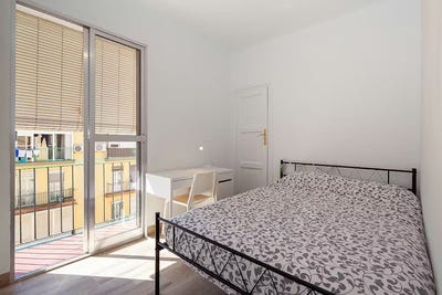 /international/es/calle-ter-sevilla-andalusia-310093833526/