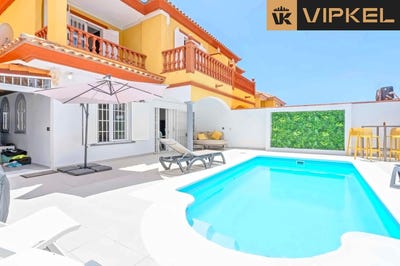 /international/es/de-moscu-2-santa-cruz-de-tenerife-canary-islands-310108924809/