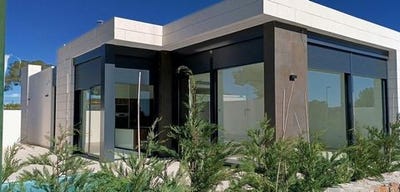 /international/es/pilar-de-la-horadada-valencian-community-310108898342/