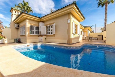 /international/es/albir-valencian-community-310099352172/